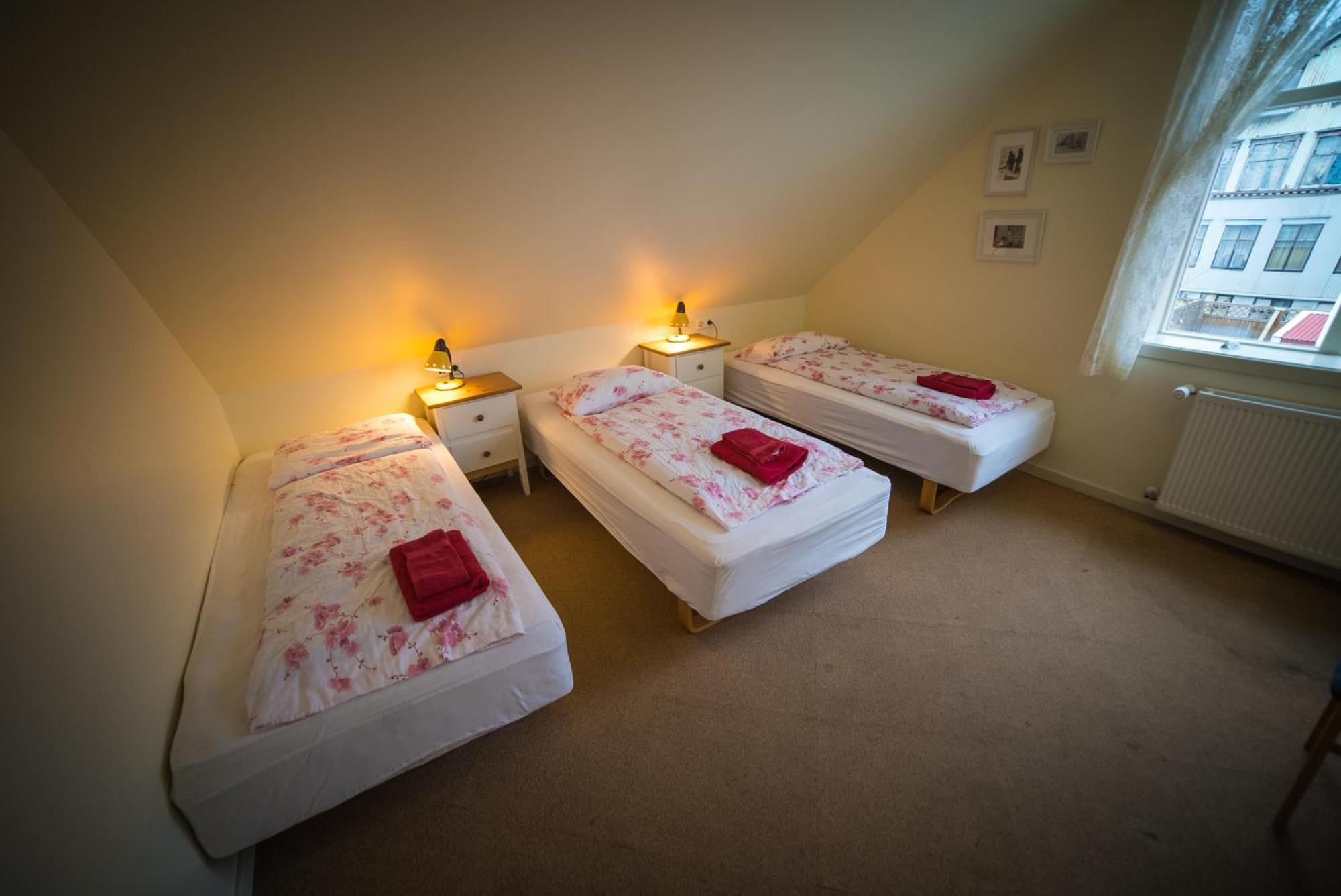 Guesthouse Gamla Ísafjörður Екстериор снимка